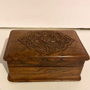 VTG Deep Carved Wood Jewelry Box with Floral Motif, Secret Opening Lock